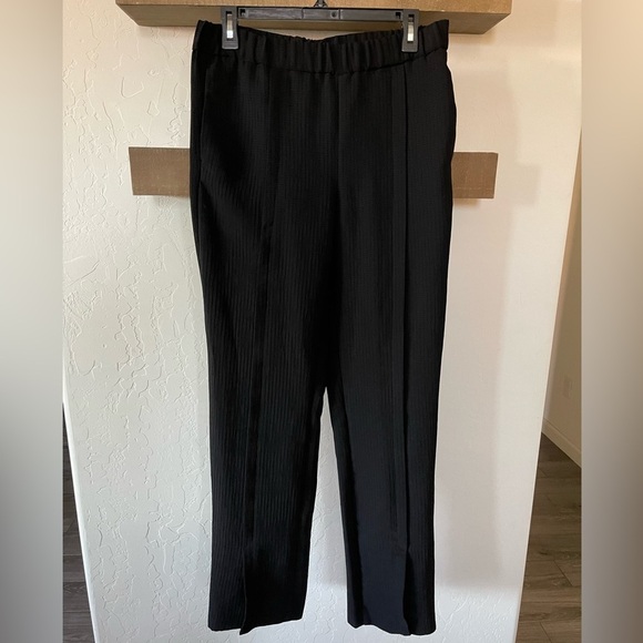 Zara|Black Stretch waist, straight leg trousers with side slits•••Trendy & cute - Picture 3 of 14